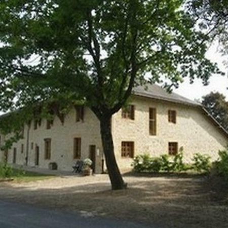 La Correrie Hotel Les Grandes-Armoises Bagian luar foto