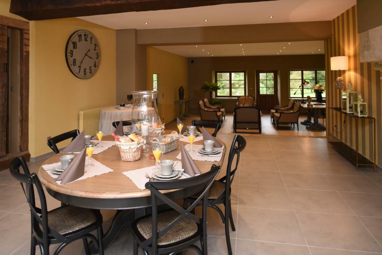 La Correrie Hotel Les Grandes-Armoises Bagian luar foto