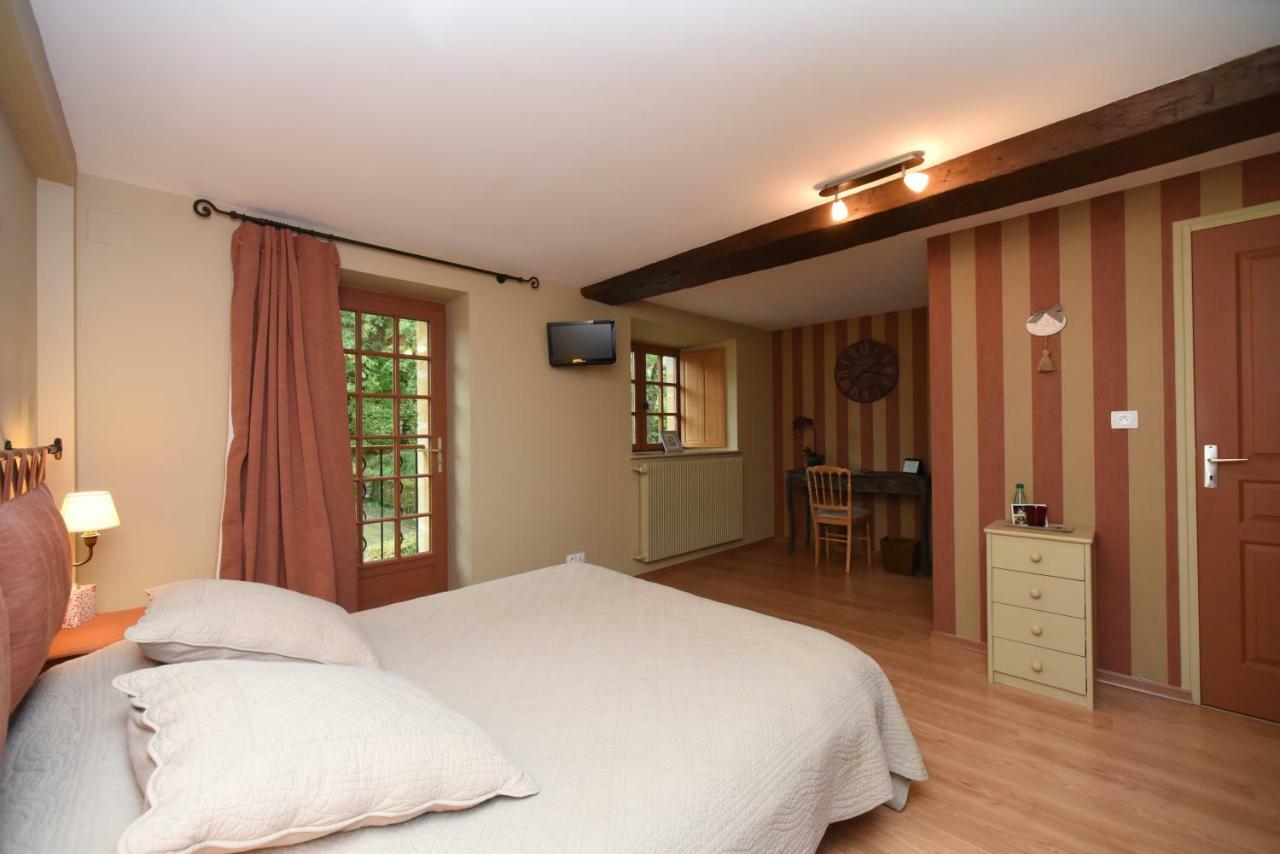 La Correrie Hotel Les Grandes-Armoises Bagian luar foto